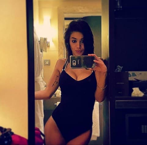 Majo es una bella argentina que siempre se ha declarado fan de Boca Juniors y que enamoró al ex jugador de River Plate, Lucas Ocampos, quien ahora milita en el Marsella.