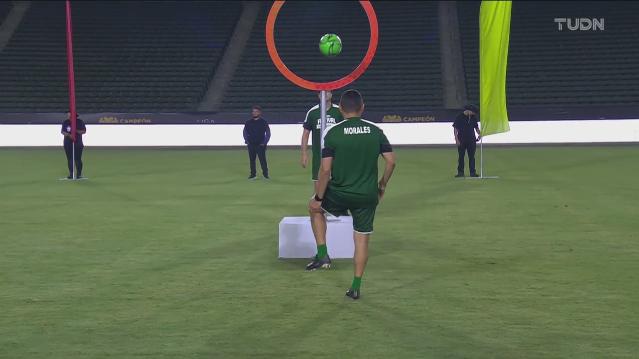 Stoichkov, Zamorano, Ramón Morales, Avilés Hurtado, Mané de la Parra y muchos más participaron en las dinámicas que pusieron a prueba su calidad y talento con el balón.