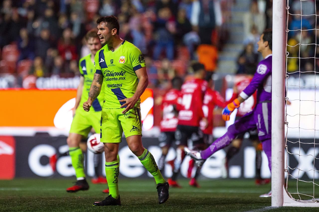 González Pírez (20’) abrió el marcador para los locales. Al 62’ Martín Rodríguez empató el marcador. Colula (78’) hizo el 2-1 y al 82’, Erick Torres puso el 3-1 final por la vía penal. La vuelta se jugará el 18 de febrero.