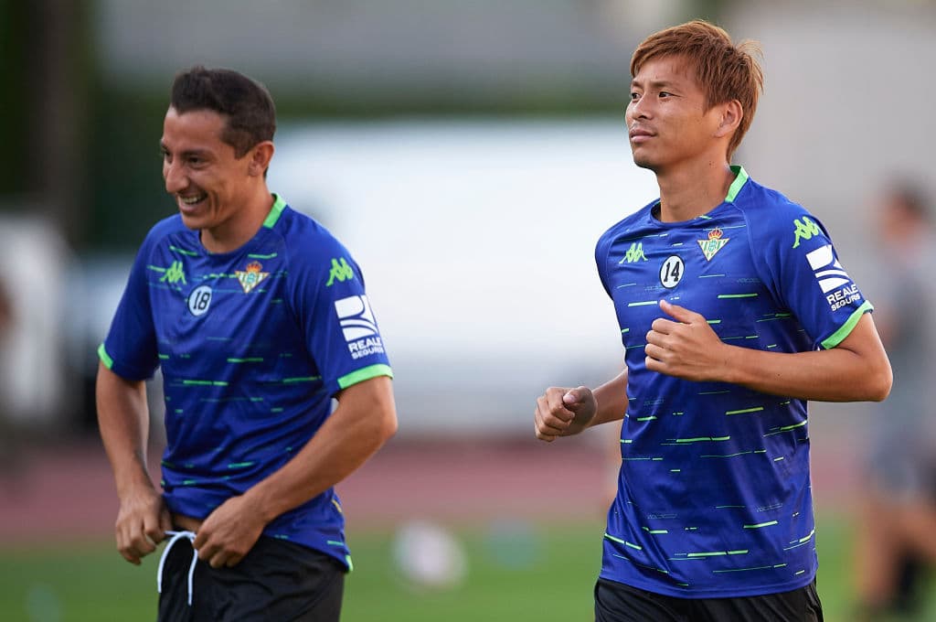 Guardado es un hombre cuya alegría en la cancha y fuera de ella lo hacen un jugador líder dentro del equipo.