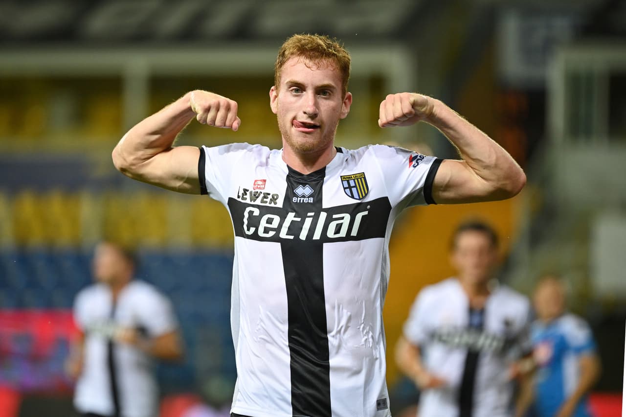 El mediocampista del Parma, Dejan Kulusevski, fue nombrado el mejor jugador joven.