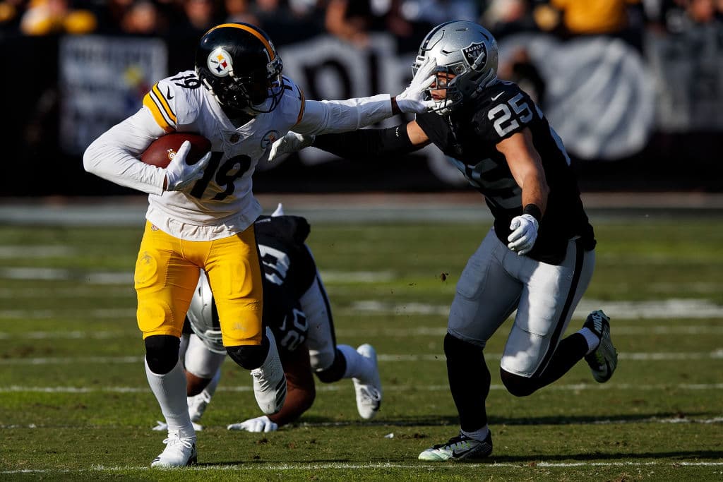 Pittsburgh volvió a reaccionar y a responder, con una combinación que se repitió en pase de 1 yarda de Roethlisberger para Smith-Schuster que dejaba 21-17 el marcador en el cuarto final.