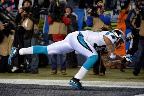 Los Seattle Seahawks avanzaron al juego por el campeonato de la Conferencia Nacional al derrotar en casa a los Carolina Panthers por 31-17.