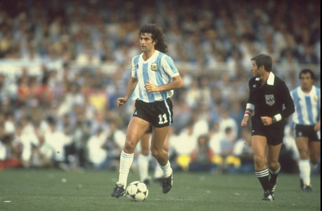 Mario Kempes (Argentina) - El autor del gol con el que su país se quedó con la Copa del Mundo del 78. Un 'Killer' del área gracias a su zurda.