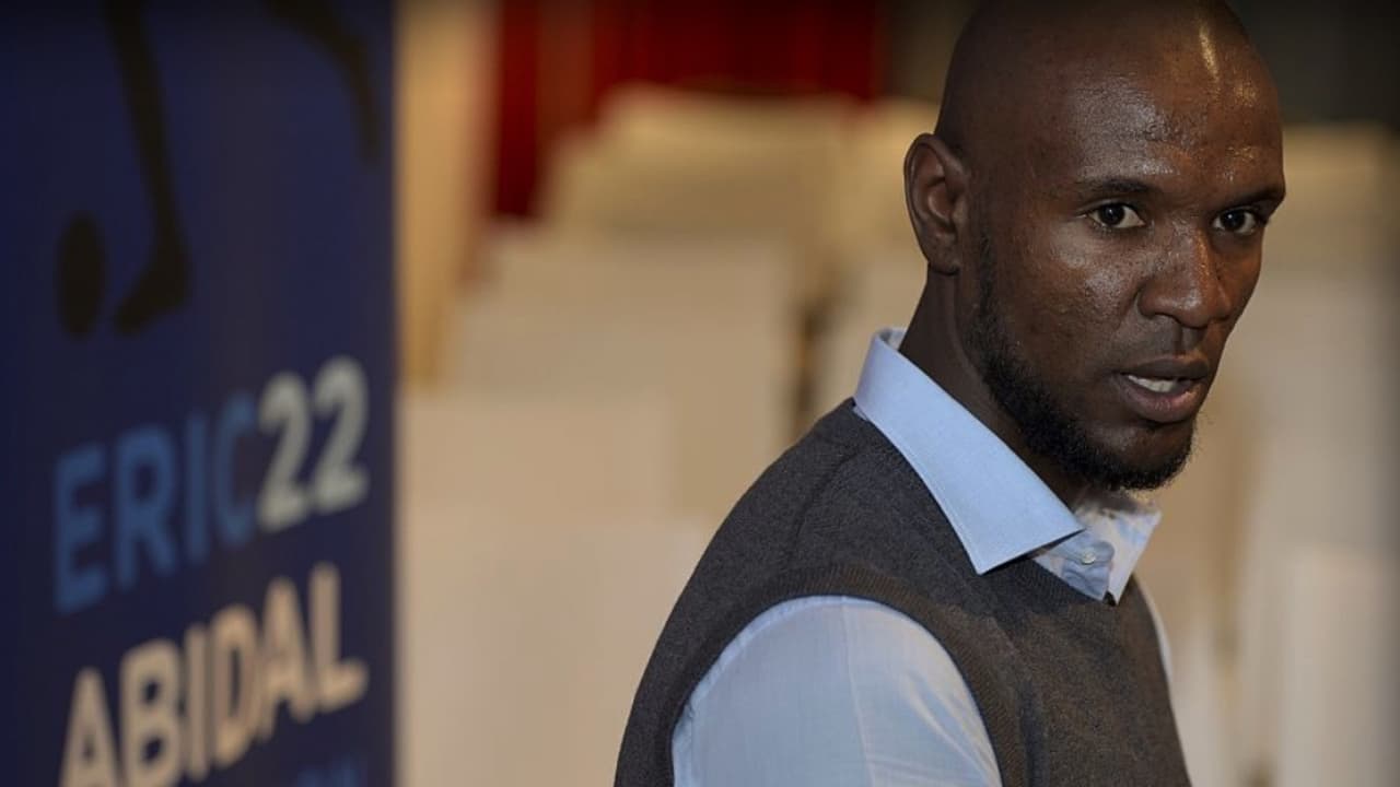 Abidal se despide del Barça dejando una indirecta: "Insistí en cambios que no conseguí"