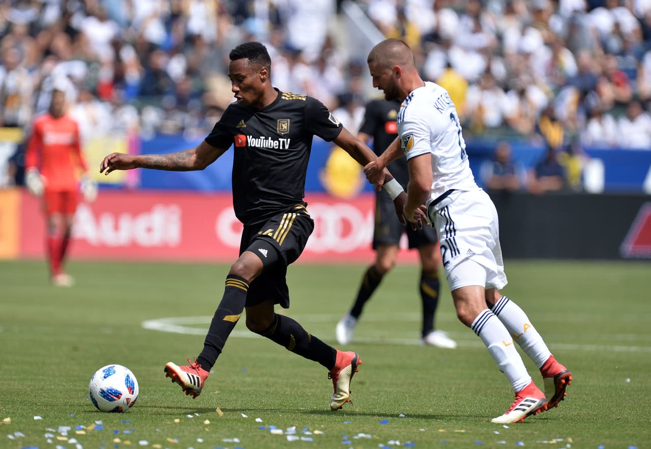 LAFC brilla por la cantidad de goles que anota y la explosividad de sus atacantes, pero Mark-Anthony Kaye le da un balance importante al solido cuadro angelino y además puso dos pases de gol.