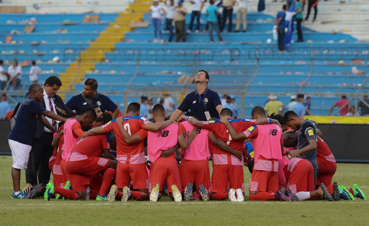 La selección de Panamá ha encendido las pasiones de sus fanáticos y ahora es tercera de la clasificación de Concacaf en la eliminatoria a Rusia 2018.