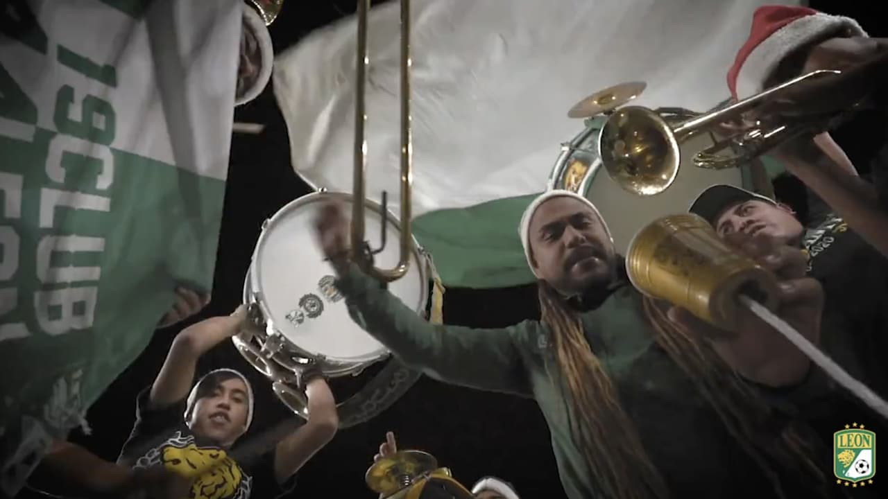 La 'Tota' Carbajal participa en emotivo video de León