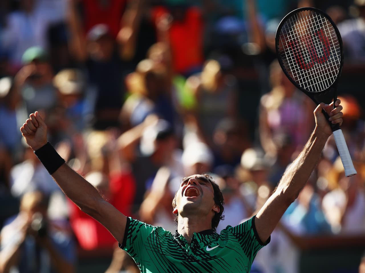 Los méritos de Federer parecen no tener fin: 90 victorias, 25 Masters 1000, el campeón de mayor edad de estos torneos con 35 años y siete meses magnifican su leyenda.