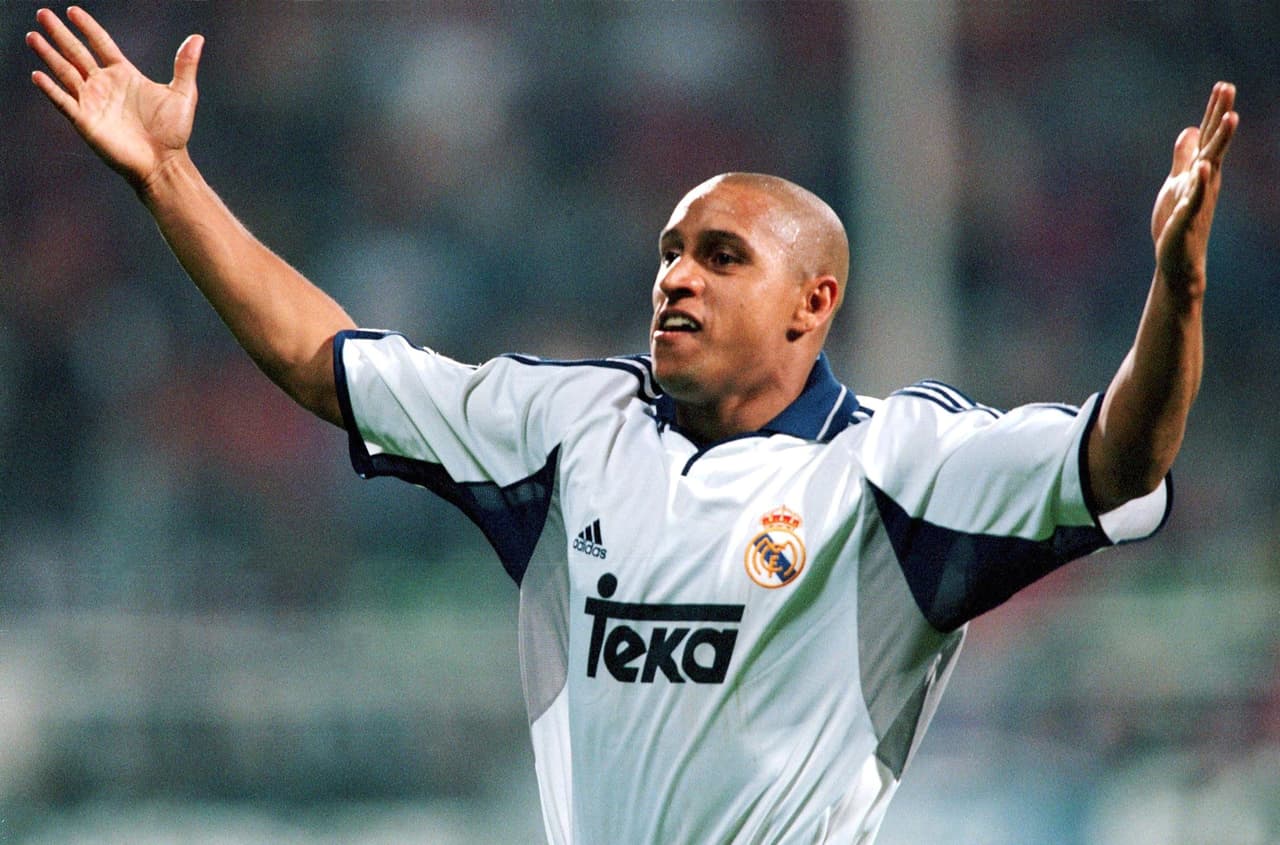 <b>2. Real Madrid C.F.: </b>Temporada 2000/01 - Adidas