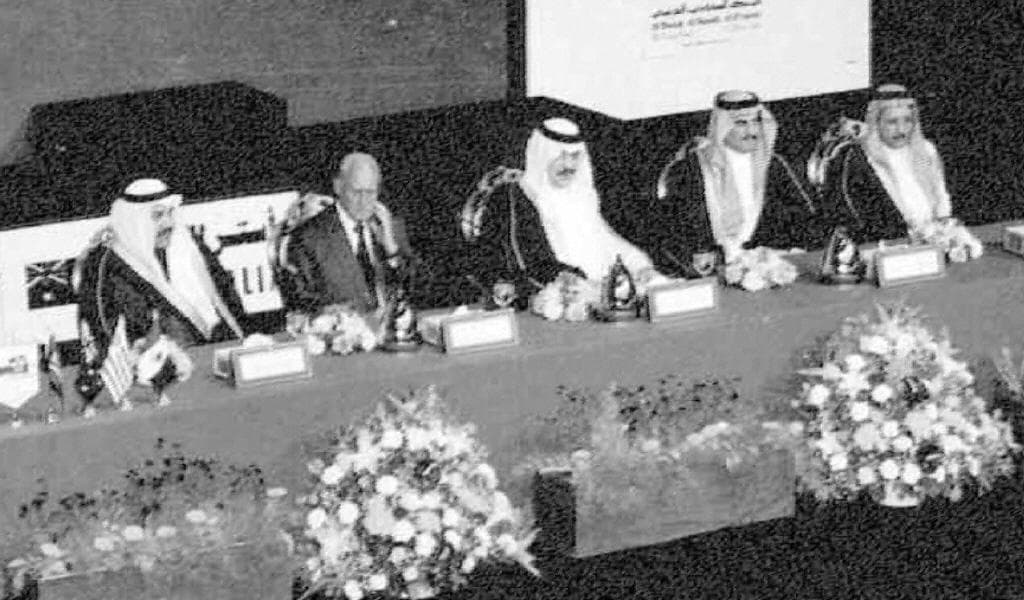 Fue entonces que Joao Havelange, entonces mandamás de la FIFA, acordó con el Rey oficializar su torneo y rotar la sede después de la edición de 1997.