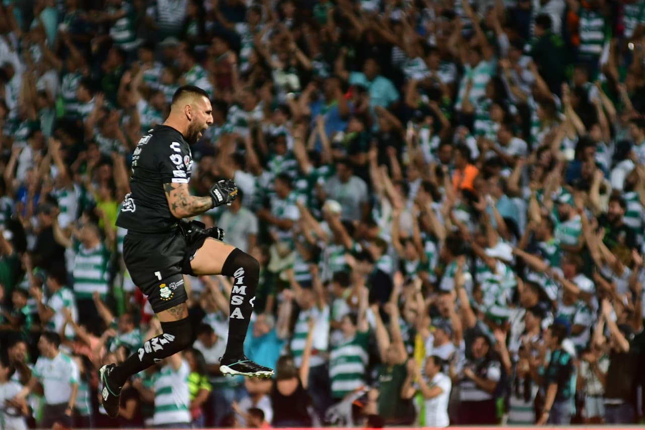 Jonathan Orozco de Santos festejó efusivamente a pesar de haber surgido de Rayados de Monterrey.