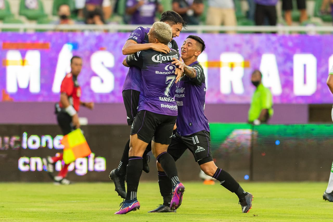 Mazatlán aprovecha los errores de los Bravos y vencen 3-1 al conjunto fronterizo.