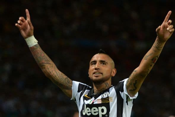 Arturo Vidal, el chileno se convirtió en ídolo desde su llegada a la Juventus, el ‘Rey Arturo’ como muchos lo apodan ha levantado títulos a nivel local con los bianconeros y se quedó a 90 minutos de sostener el trofeo de campeón de la Champions League.