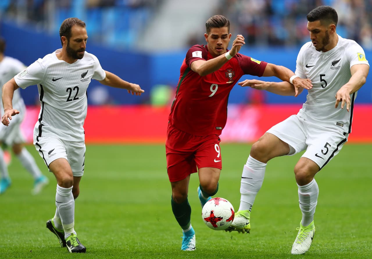 Al minuto 80 llegó el tercero para los europeos por intermedio del joven André Silva, nuevo jugador del A.C. Milan.
