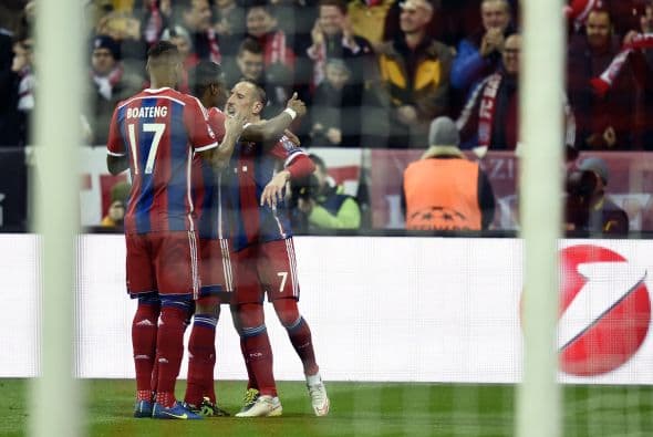 El conjunto de Guardiola dio muestra de su poderio ante unos ucraniano que no fue rival en la vuelta. En tanto el PSG clasificó con goles de visitante.