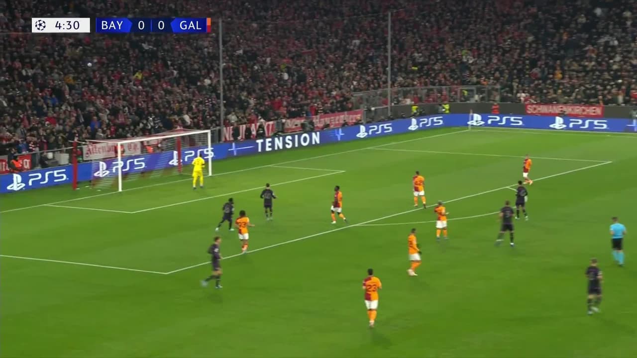 ¡TIRO ATAJADO! disparo por Harry Kane.