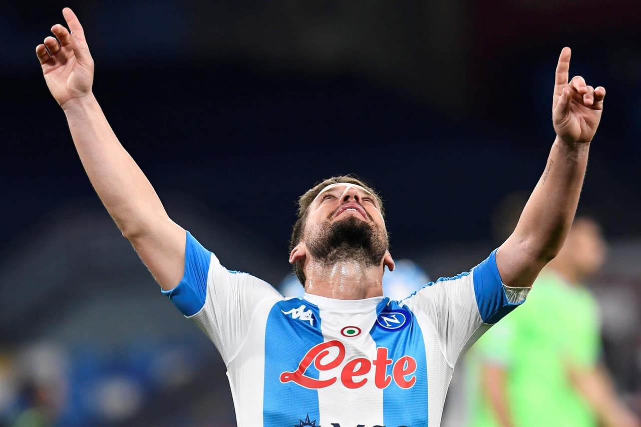 Napoli golea a la Lazio con marcador de 5-2 durante la fecha 32 de la Serie A. Una lluvia de goles cayó en el Estadio Diego Armando Mardona, pues Lorenzo Insigne anotó doblete, mientras que Politano, Mertens y Osimhen se fueron con una anotación para los locales. Por parte de los 'blanquicelestes' descontaron Ciro Immobile y Sergej Milinkovic-Sajiv.