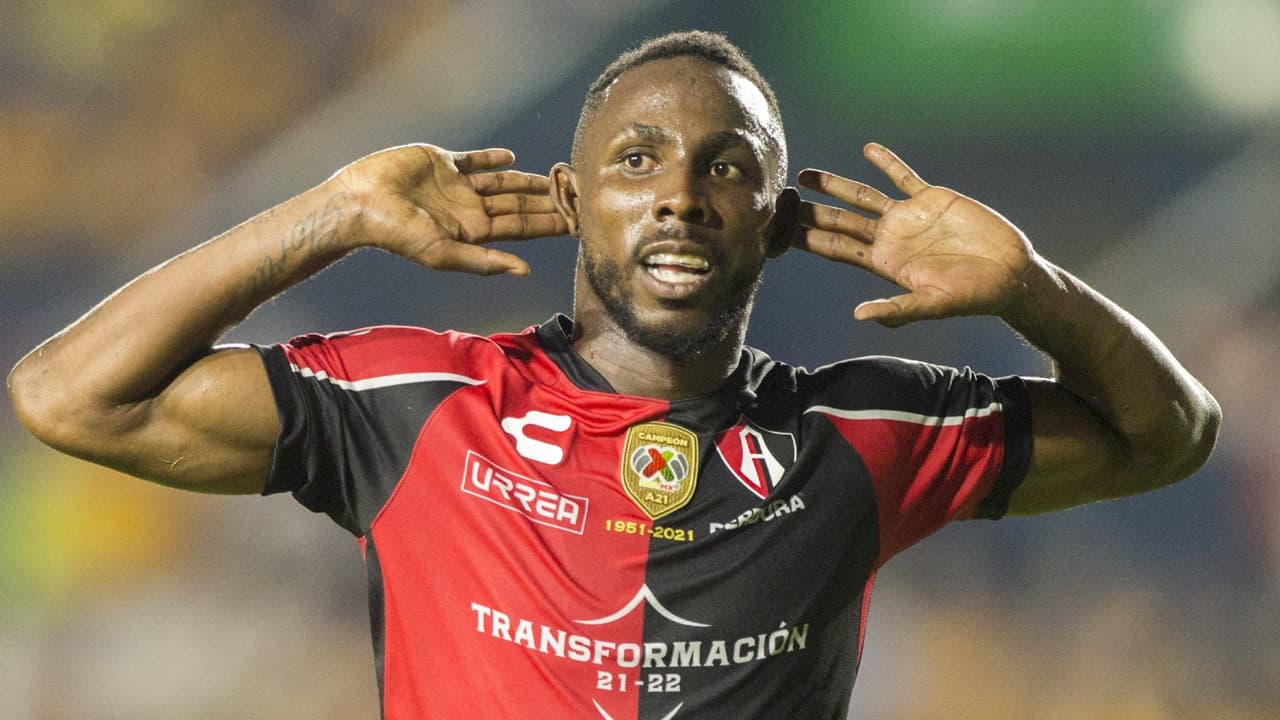 Tigres reclama a Julián Quiñones su festejo tras el gol del Atlas