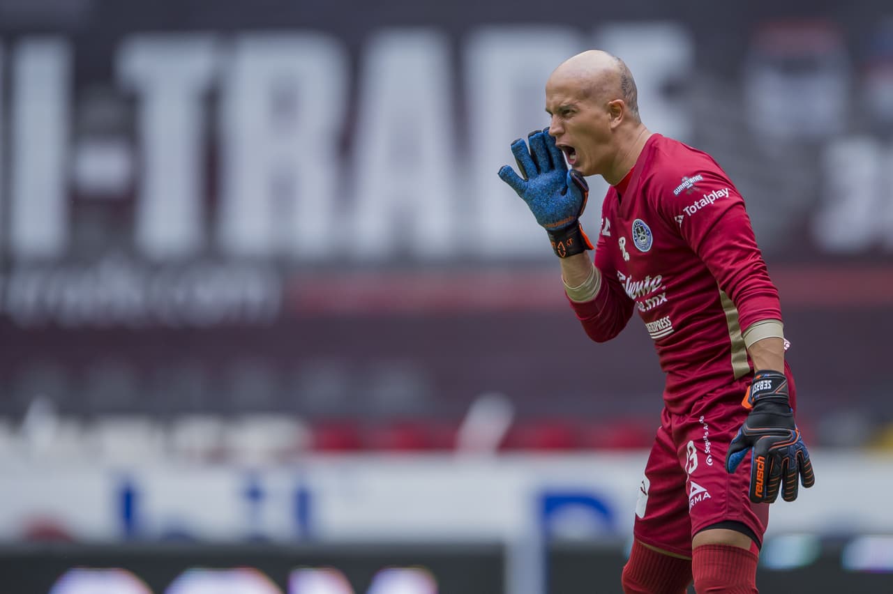 Sebastián Sosa revela que perdió cabello, pestañas y cejas por el coronavirus