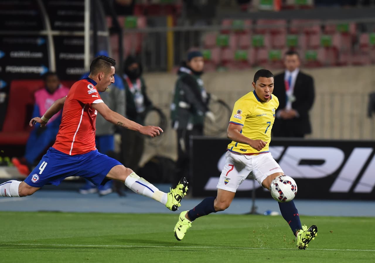 La selección chilena sorprendió al colocar a 4 elementos en el once ideal de la jornada 1, seguidos por Brasil y Argentina que lograron colocar a 2 elementos de cada combinado, México, Uruguay y Venezuela cooperaron con 1 cada uno.