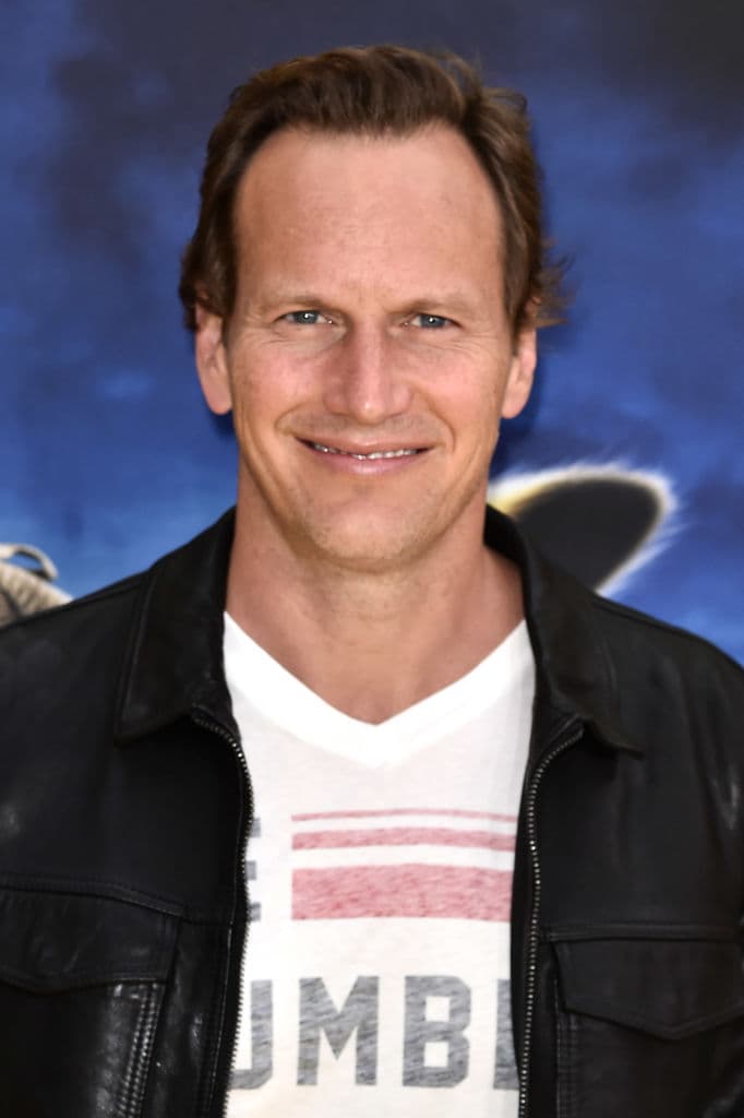 El tráiler inicia en Connecticut con un hombre que cree haber lastimado a alguien, pero no recuerda nada de lo sucedido.
<br>