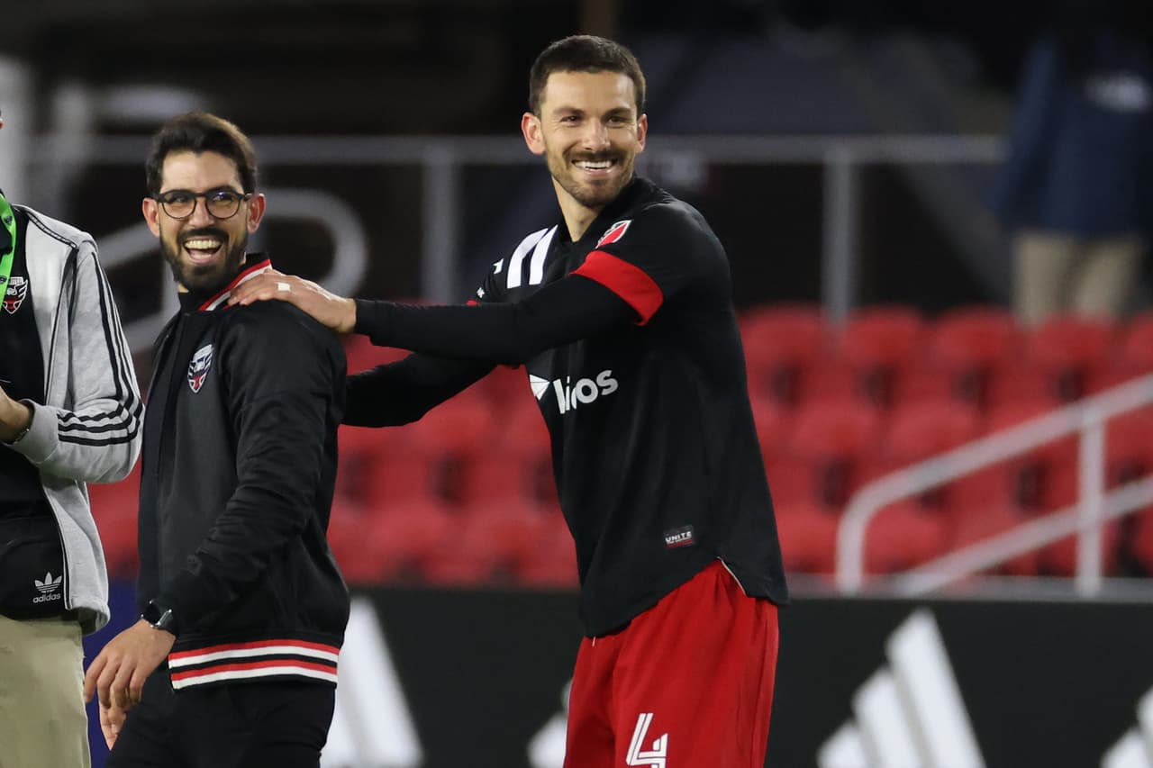Uno de los más contentos con el resultado final fue el entrenador debutante, Hernán Losada.