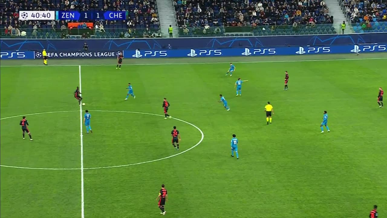 ¡GOL!  anota para Zenit St Petersburg. Sardar Azmoun