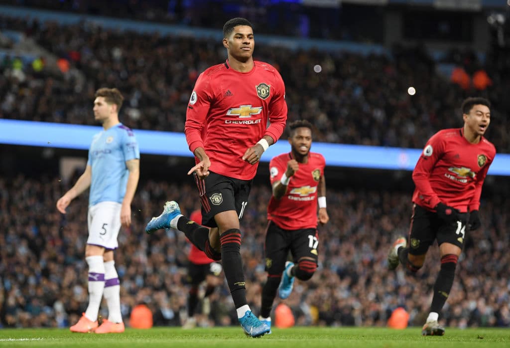 Con goles de Marcus Rashford y Anthony Martial, El Manchester United se impone1-2 Al manchester City en el Etihad Stadium.