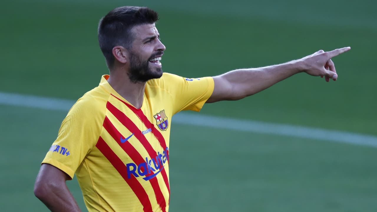 Messi rechaza rebaja salarial; Piqué acepta medio sueldo