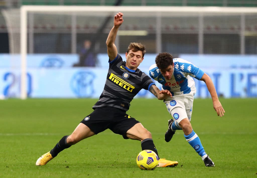 Romelu Lukaku (73’) marcó por la vía penal para la victoria. Los de Conte escalaron hasta la segunda posición de la tabla con 27 unidades; Napoli se quedó en el cuarto sitio con 23 puntos.