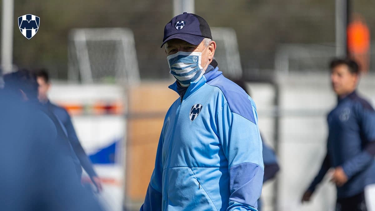 Vasco sobre las críticas: "Si no estás acostumbrado, no sirves para esto"