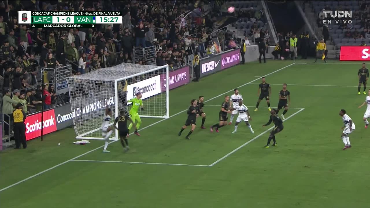 ¡TIRO ATAJADO! disparo por Ranko Veselinovic.