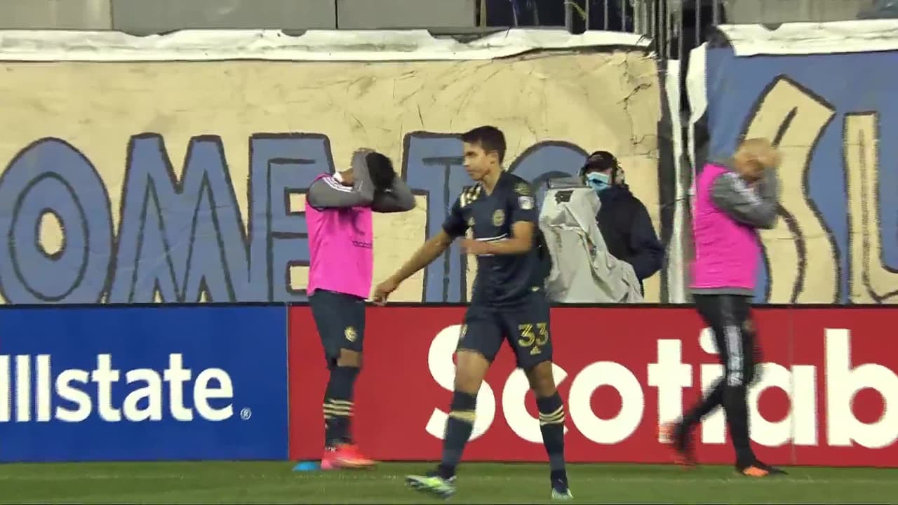 ¡TIRO ATAJADO! disparo por Quinn Sullivan.