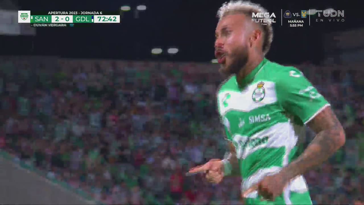 ¡Golazo de Vergara y Santos amplía su ventaja 2-0!