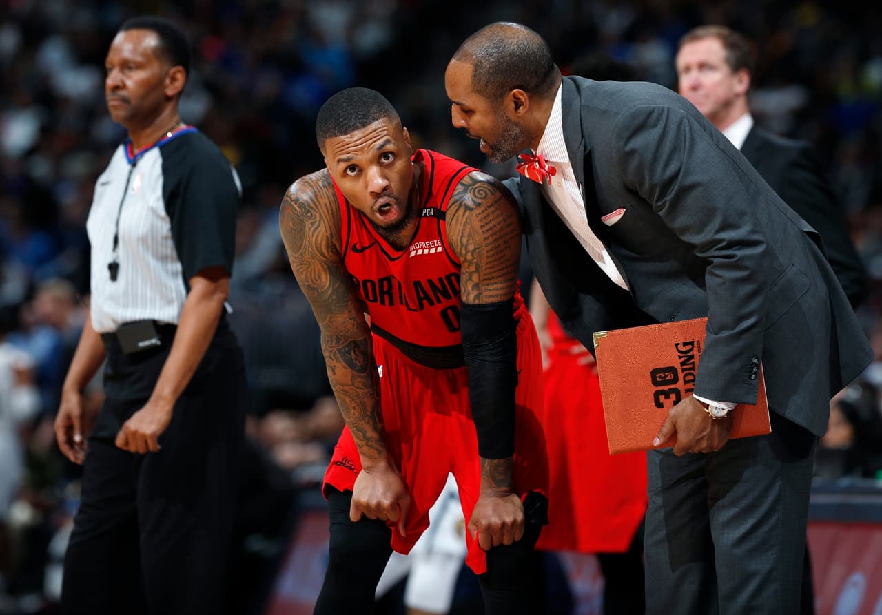 Los Portland Trail Blazers se impusieron 97-90 a los Denver Nuggets en Pepsi Center este miércoles y la serie de segunda ronda de Playoffs de la Conferencia del Oeste se iguala a un triunfo por bando. Estas son las mejores imágenes del Juego 2 de esta contienda.