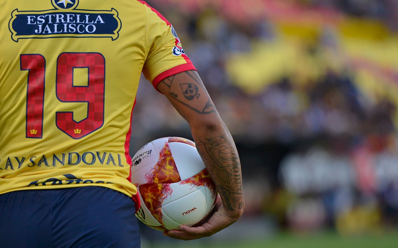 Los dos equipos estuvieron de espalda al gol durante los 83 minutos de juego.