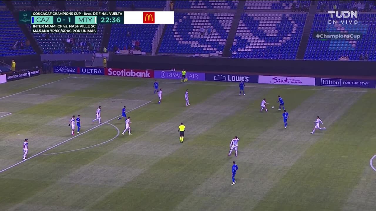 ¡TIRO ATAJADO! disparo por José Paradela.