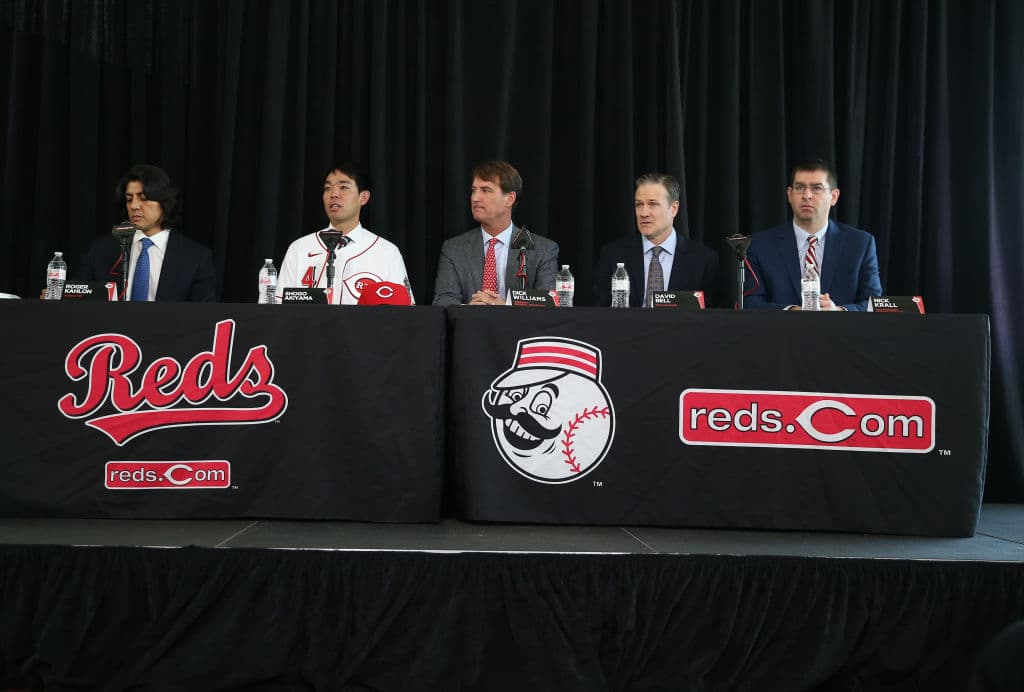 El jardinero es el primer japonés en jugar con los Cincinnati Reds. Firmó por tres años y 21 millones de dólares.