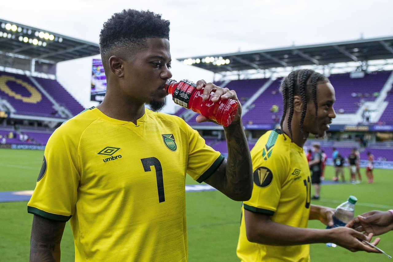 Los Regga Boyz no tuvieron problemas para vencer a su rival con goles de Shamar Nicholson y Bobby Reid.