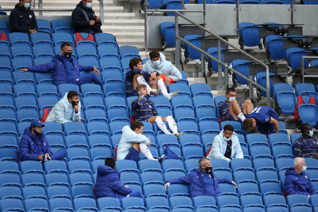 Los espectadores tuvieron que permanecer separados durante todo el encuentro para respetar la sana distancia. Al final de la temporada 2020-2021 los inmuebles podrían ser ocupados en su totalidad. El partido terminó empatado a un gol.