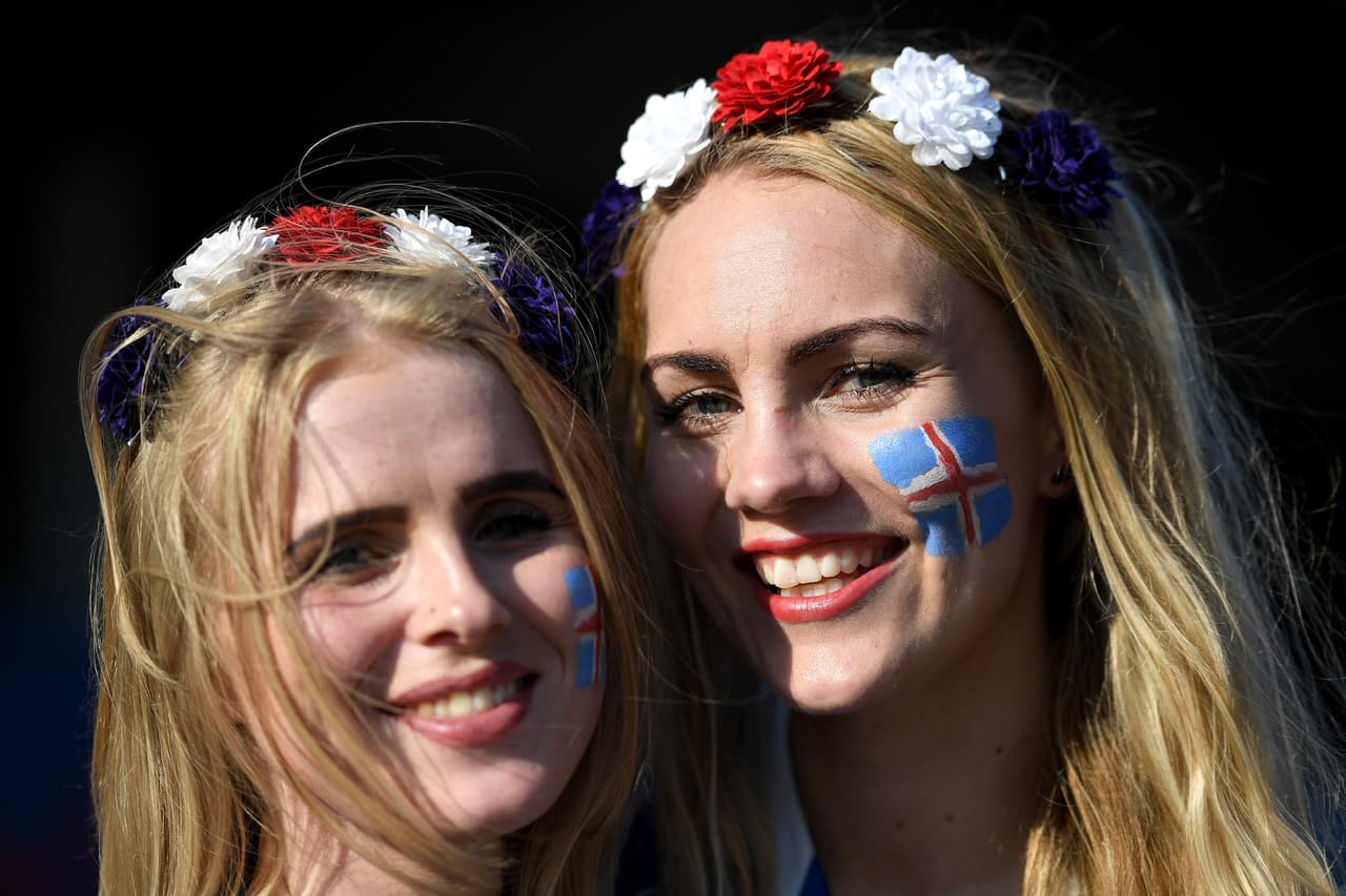 De todo el continente llegaron a Francia las más bellas fans para apoyar a su equipo en la Eurocopa. Mira las bellezas en la última fase de octavos de final.