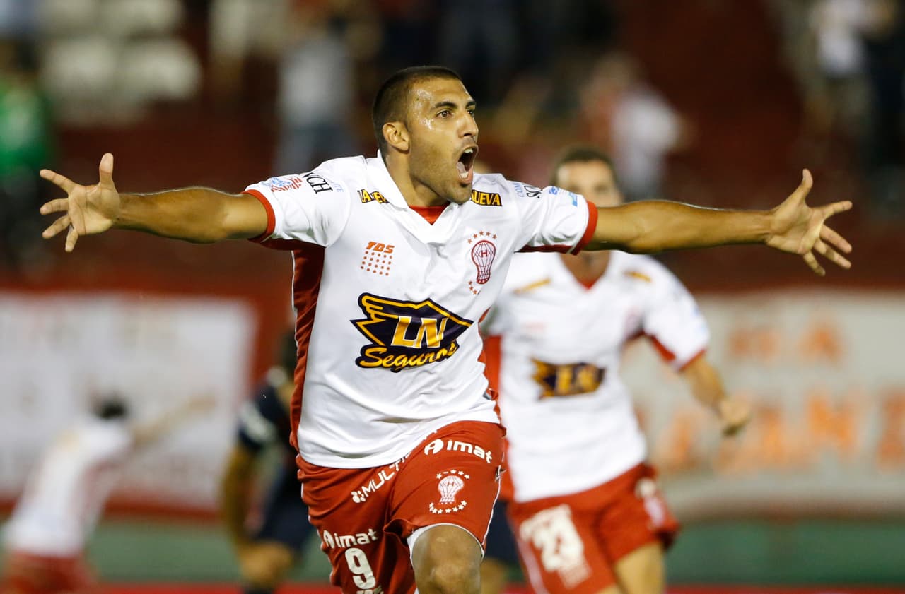 Cruz Azul se pelea con Boca Juniors por fichar al ‘Wanchope’ Ábila