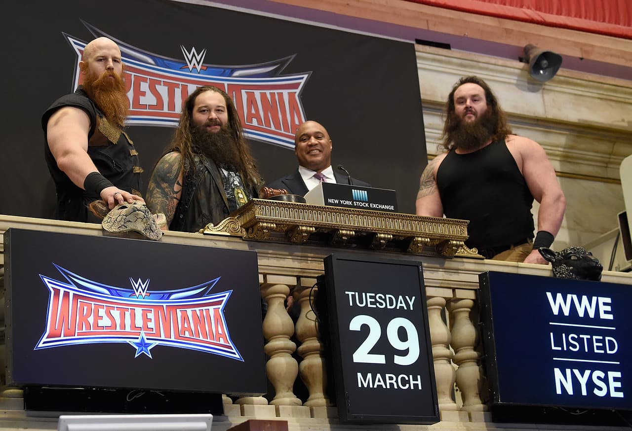 Las campañas promocionales de WWE son cada vez más disruptivas y sus luchadores incluso han ido a la Bolsa de Nueva York a promocionar Wrestlemania. Así sucedió en 2016.