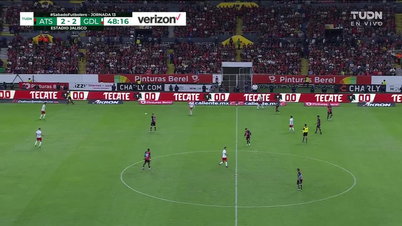 ¡TIRO ATAJADO! disparo por Carlos Cisneros.