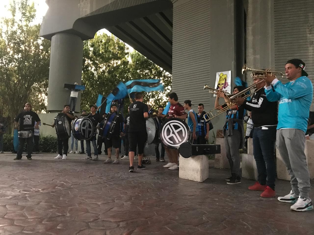 Cae la noche y el Estadio Corregidora se prepara para albergar la vuelta de los cuartos de final entre Querétaro y Necaxa.
