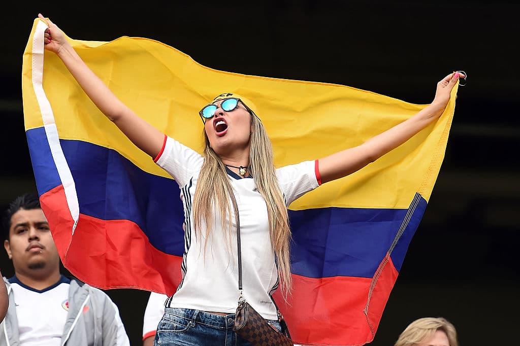 CHICAGO, IL - JUNE 22: Colombia fans cheer prior to a 2016 Copa America Centenario Semifinal match against the Chile at Soldier Field on June 22, 2016 in Chicago, Illinois. (Photo by Stacy Revere/Getty Images)