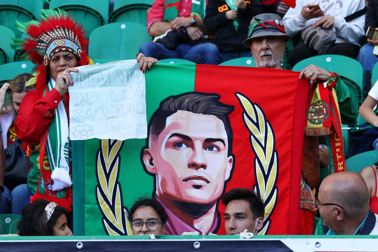 Lisboa recibía como héroe a su capitán.