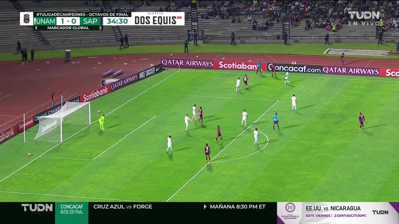 ¡TIRO ATAJADO! disparo por Christian Bolaños.