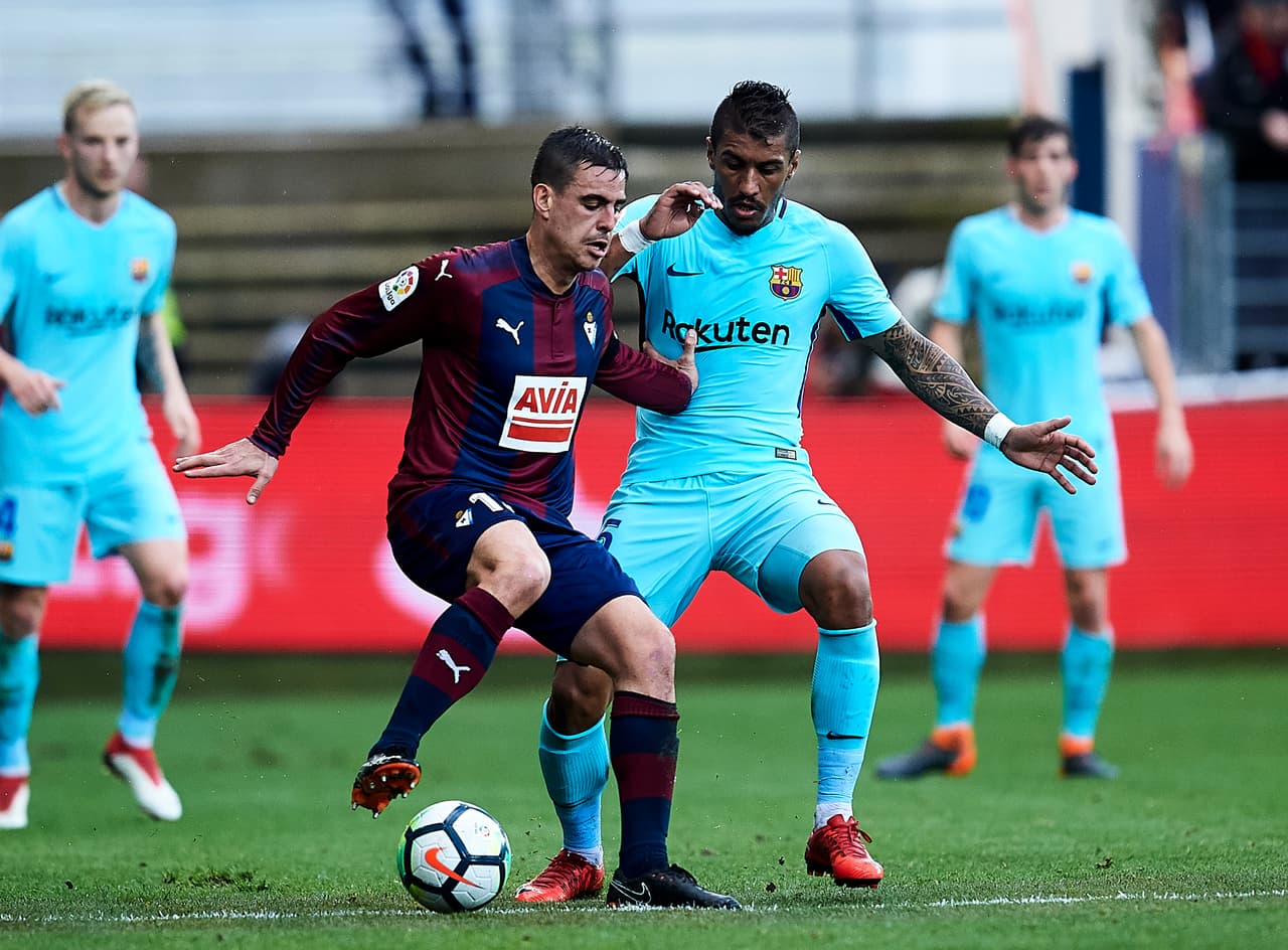 Cabe destacar que a Paulinho también se le vio errático en esa fase. El Eibar complicaba al equipo de Valverde.